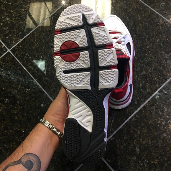 Nike Hurache Shoes - Picture 6 of 6